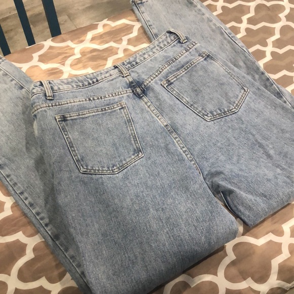 Light Blue Wash Asymmetric Waistband Jeans - Picture 10 of 10